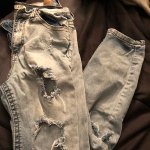 Distressed skinny jeans.
